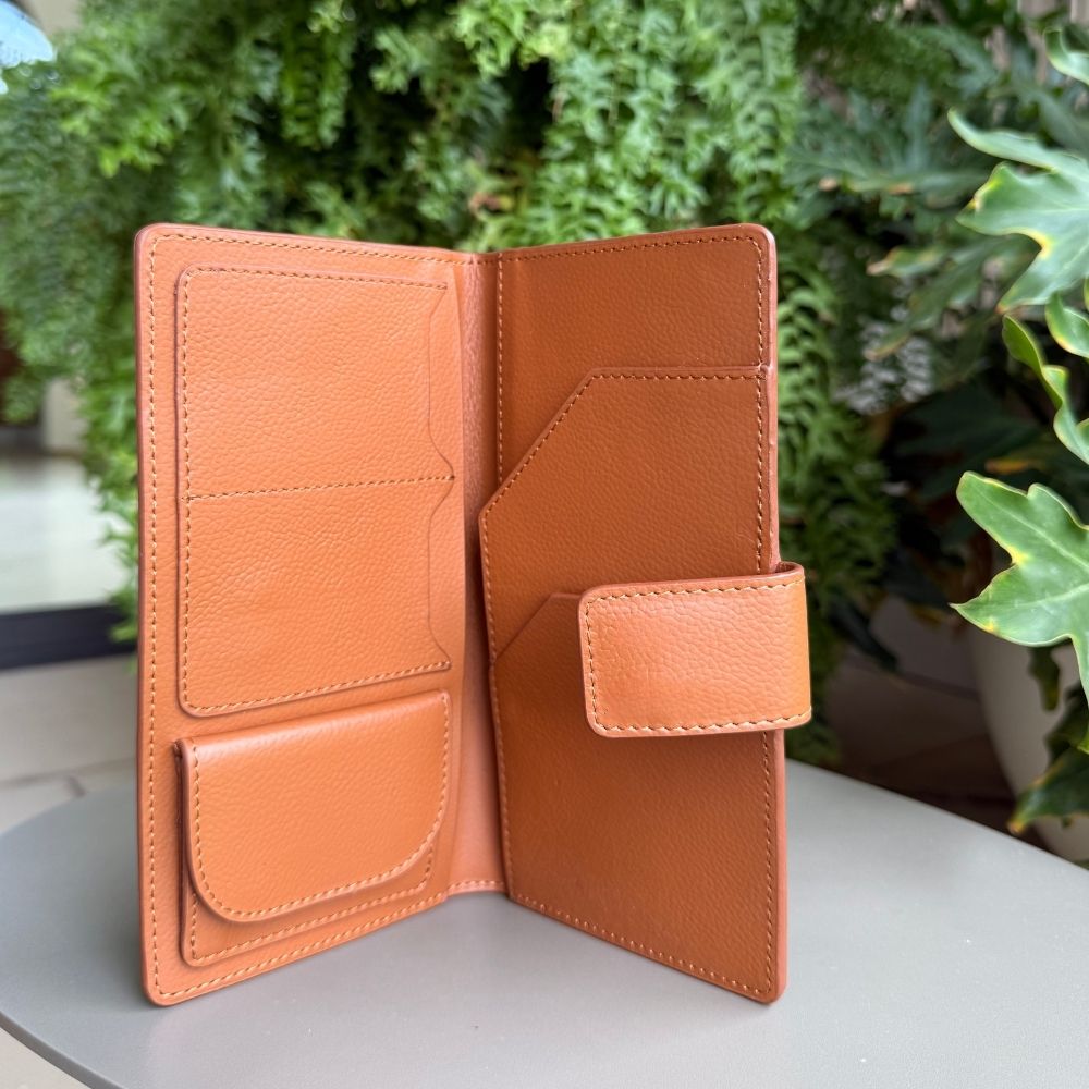 Travel Organiser with Snap Button
