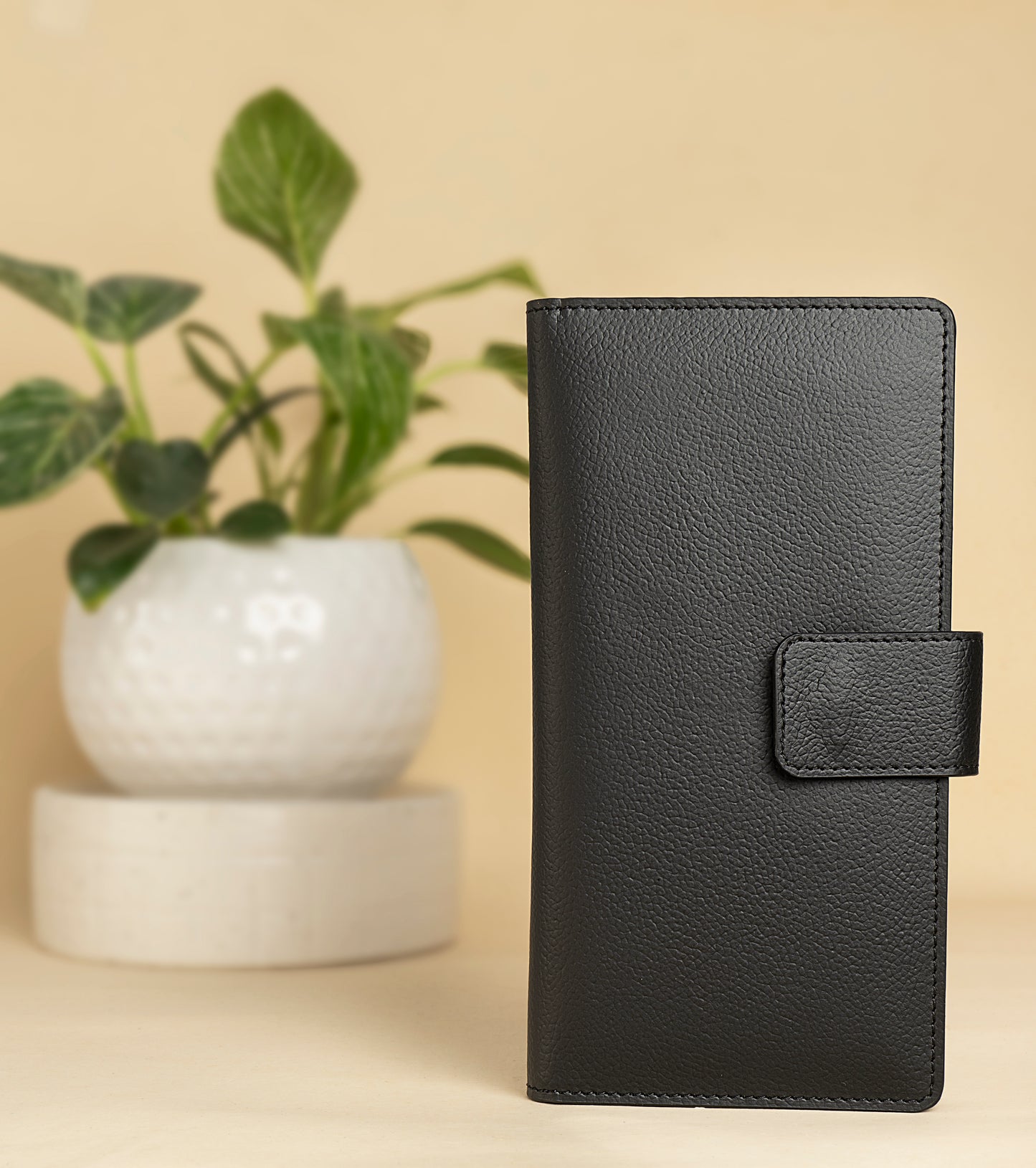 Travel Organiser with Snap Button